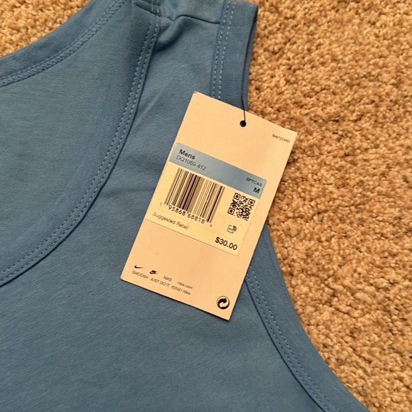 Nike Tank - Picture 4 of 5